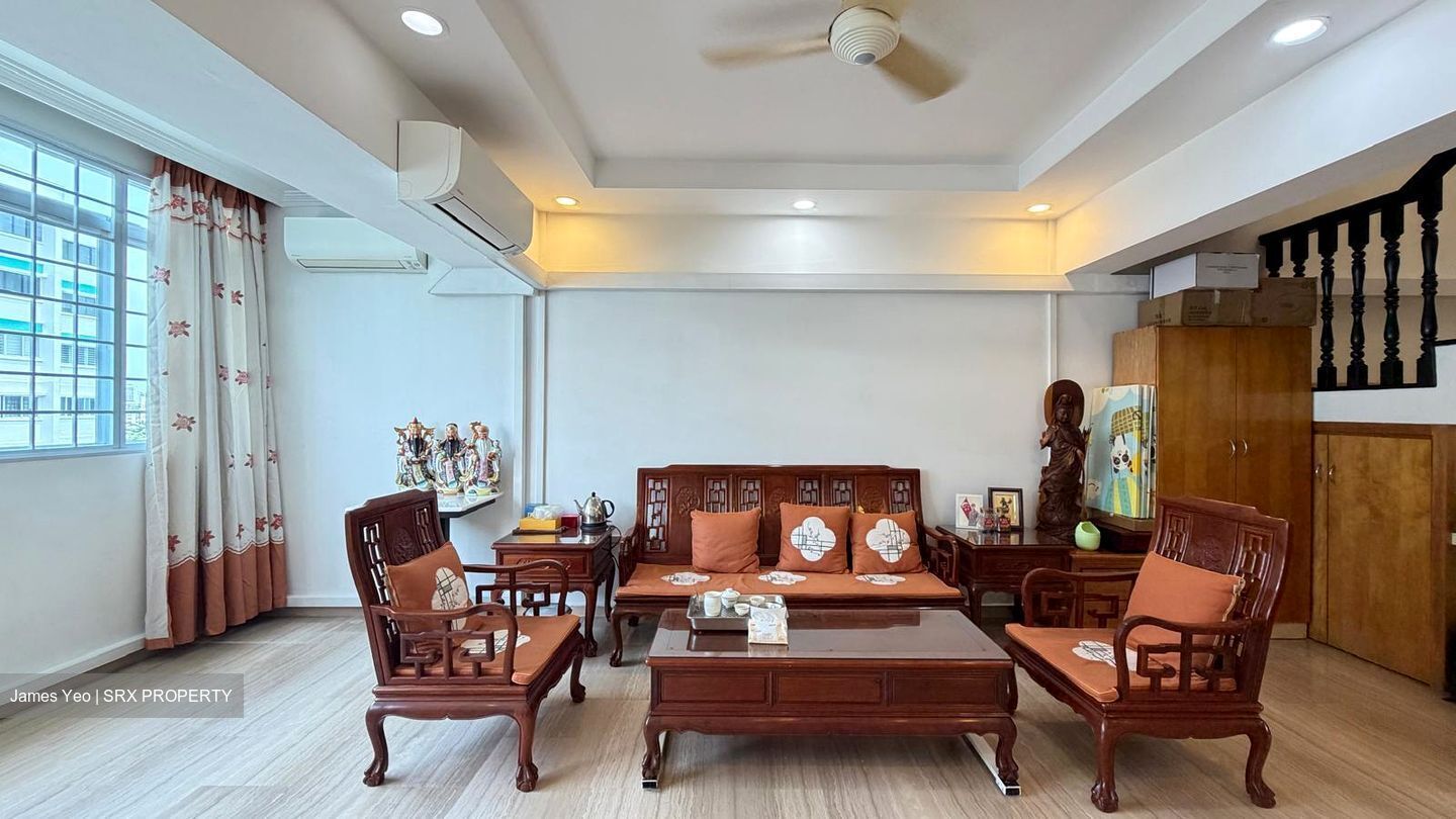 Blk 337 Jurong East Avenue 1 (Jurong East), HDB Executive #605955751